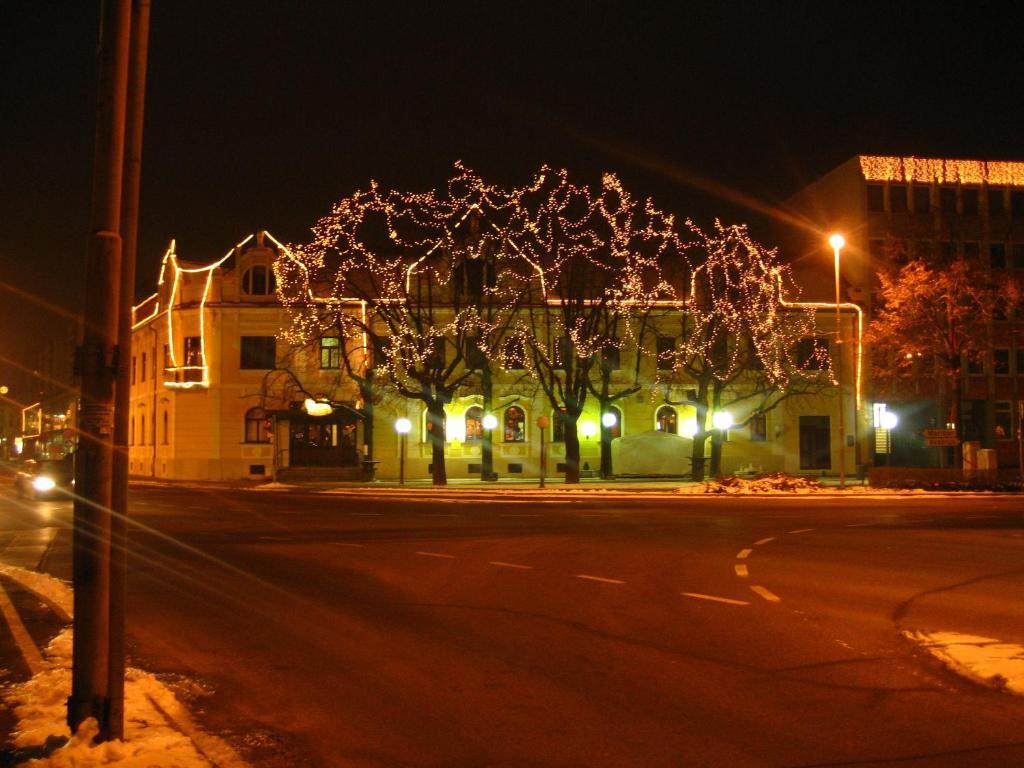 Hotel Zvezda Murska Sobota Exterior foto