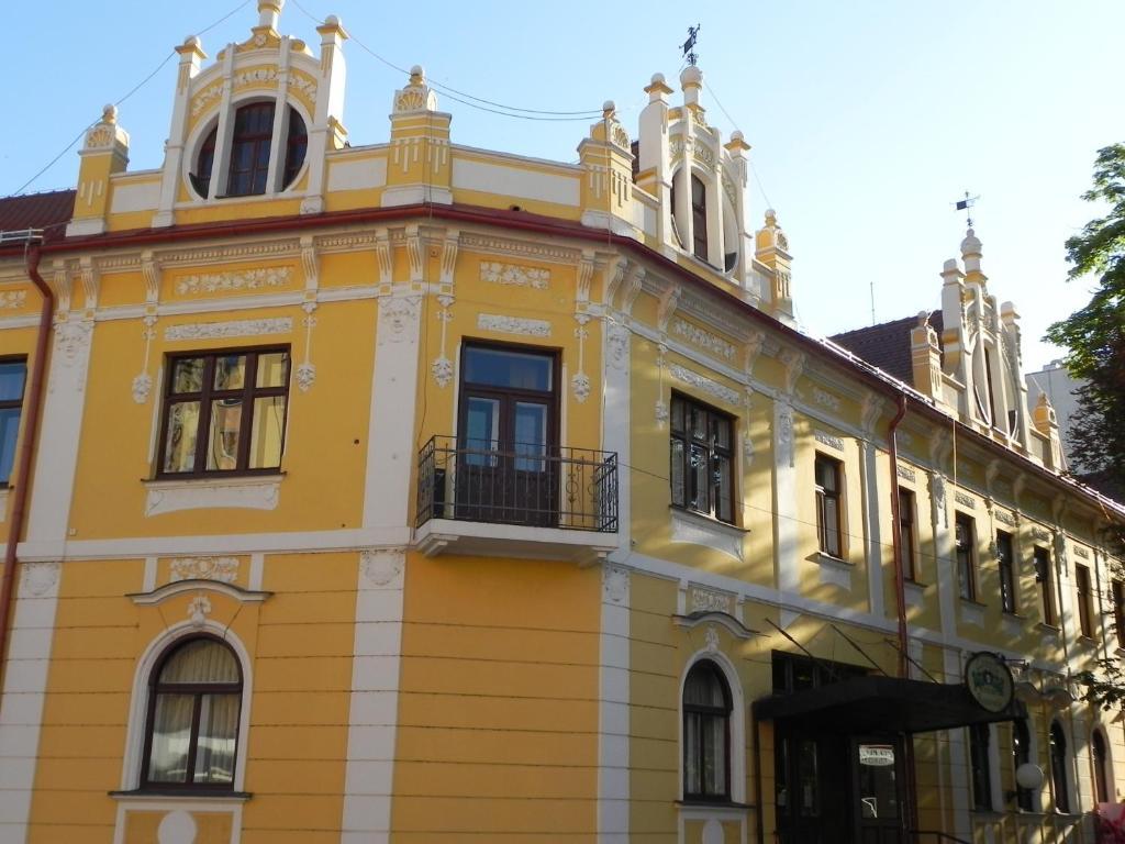 Hotel Zvezda Murska Sobota Exterior foto